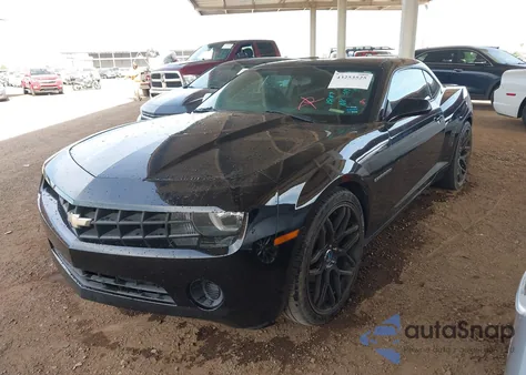 2012 Chevrolet Camaro 1Ls z USA, uszkodzony, nr VIN 2G1FE1E37C9151117